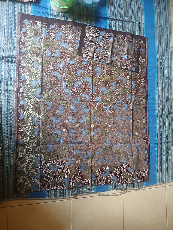 Motif Batik Campur
