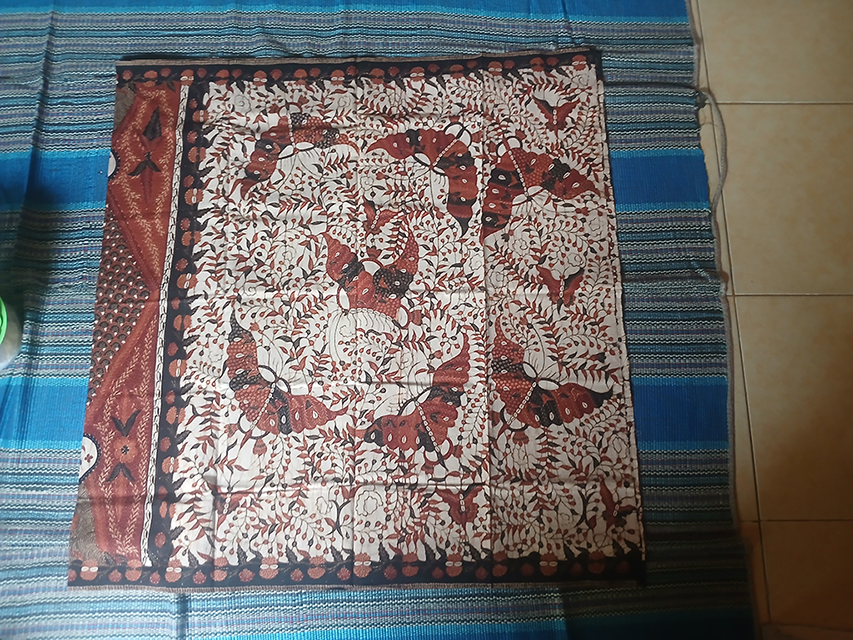 Motif Batik Kupu Kupu (G)