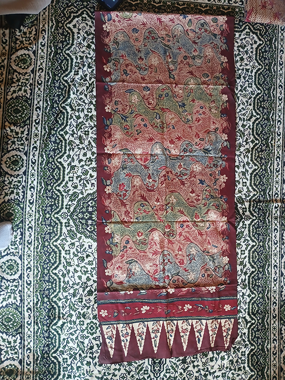 Motif Tasik Malaya Ogget (G)