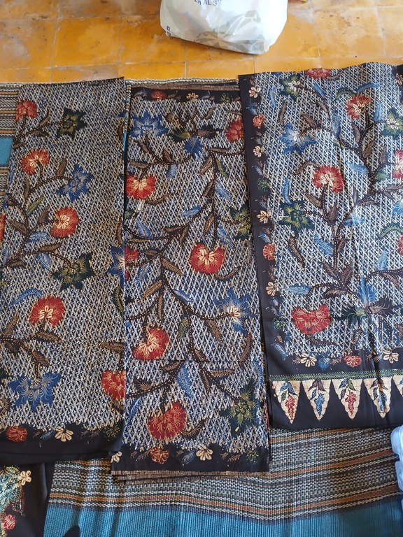 Motif Batik Sarimbit Lemar