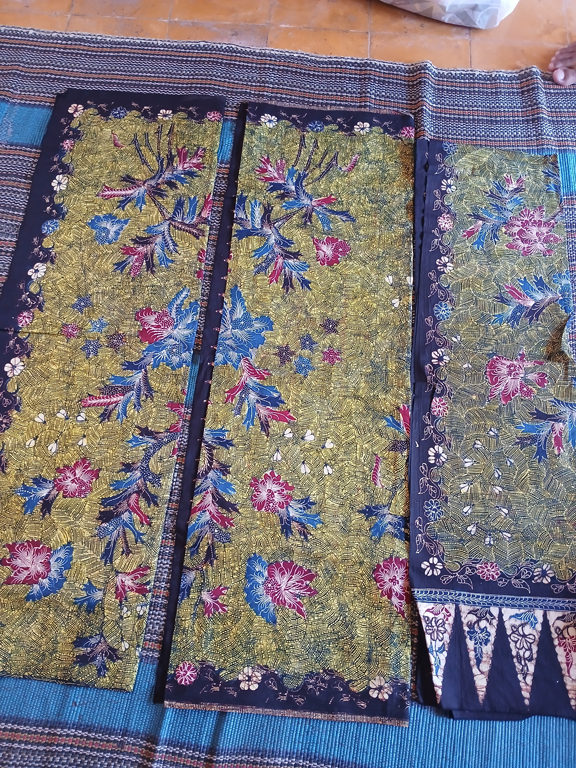 Motif Batik Sarimbit Sapu Lidi